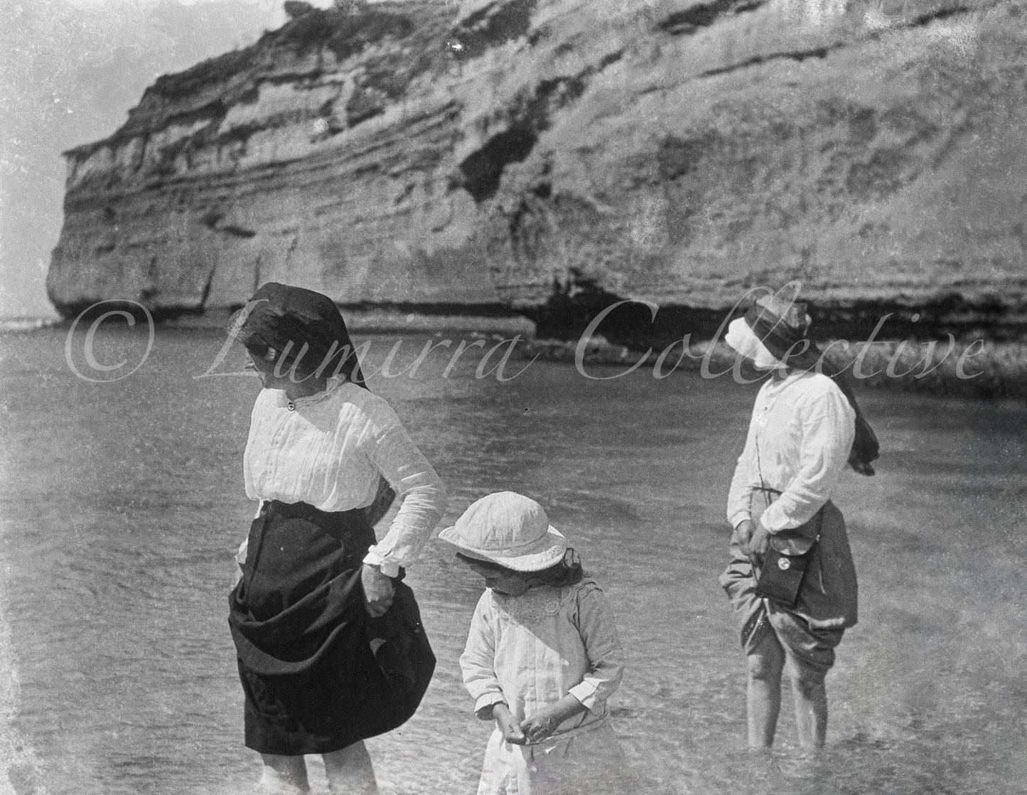 Loch Ard Gorge, Victoria Australia