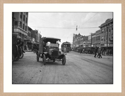 The Thoroughfare, Wichita Falls, Texas